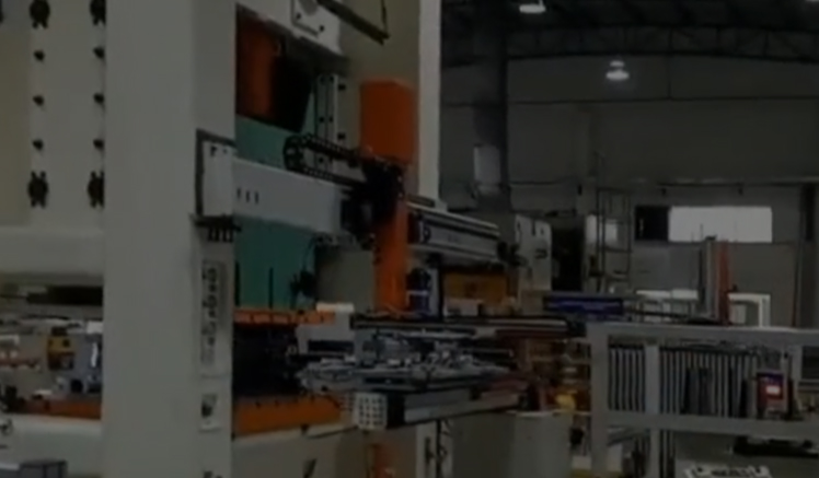 Сучжоу Shuangqisi Mold Equipment Co., Ltd.